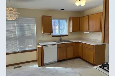 1217 Regent Drive, Mundelein, IL 60060 - Photo 9