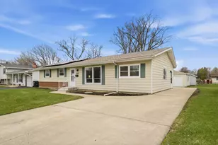 249 Shawnee Dr, Carol Stream, IL 60188 - Photo 3