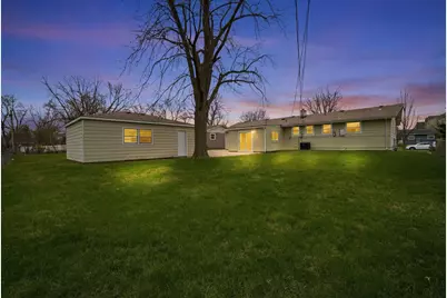 249 Shawnee Drive, Carol Stream, IL 60188 - Photo 31