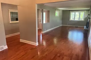 [Address not provided], Hickory Hills, IL 60457 - Photo 3