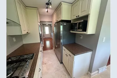 [Address not provided], Hickory Hills, IL 60457 - Photo 13