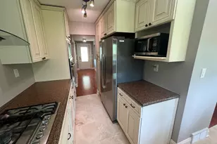 [Address not provided], Hickory Hills, IL 60457 - Photo 13