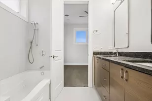 1021 N Wood St, Chicago, IL 60622 - Photo 19
