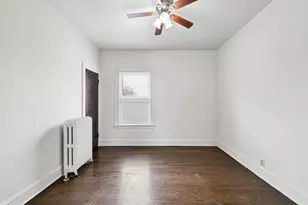 10226 S Charles St, Chicago, IL 60643 - Photo 15