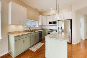 3741 N Wolcott Ave, Chicago, IL 60613 - Photo 9