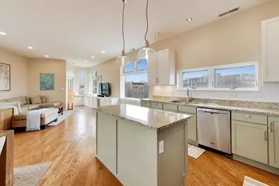 3741 N Wolcott Avenue #13, Chicago, IL 60613 - Photo 11