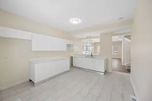 7845 S Ingleside Ave, Chicago, IL 60619 - Photo 5