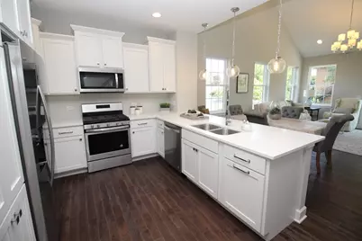 10752 W Clocktower Drive, Countryside, IL 60525 - Photo 5