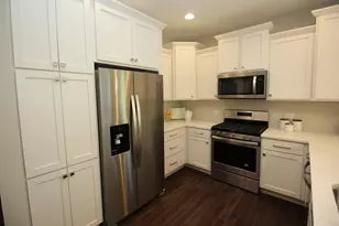 10752 W Clocktower Dr, Countryside, IL 60525 - Photo 7