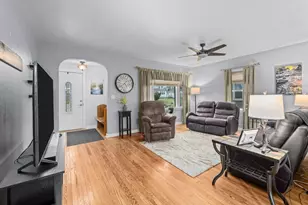 925 12th Ave, Moline, IL 61265 - Photo 3