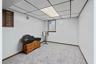 925 12th Avenue, Moline, IL 61265 - Photo 27