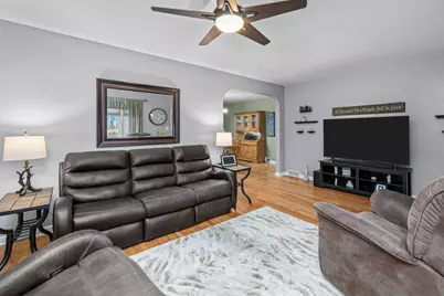 925 12th Avenue, Moline, IL 61265 - Photo 5