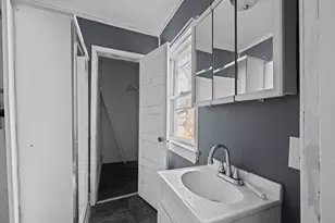 2441 21st Ave, Rock Island, IL 61201 - Photo 11