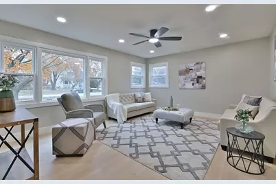 656 W Comstock Avenue, Elmhurst, IL 60126 - Photo 17