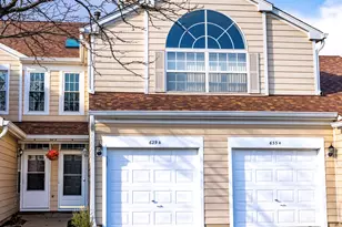 629 W Streamwood Blvd, Streamwood, IL 60107 - Photo 1