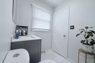 510 S Mt Prospect Rd, Des Plaines, IL 60016 - Photo 11