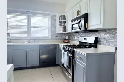 510 S Mount Prospect Road, Des Plaines, IL 60016 - Photo 13