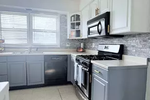 510 S Mt Prospect Rd, Des Plaines, IL 60016 - Photo 13