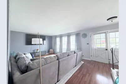 510 S Mount Prospect Road, Des Plaines, IL 60016 - Photo 3