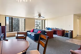 5455 N Sheridan Rd, Chicago, IL 60640 - Photo 3