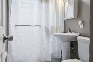 41 166th Pl, Calumet City, IL 60409 - Photo 5