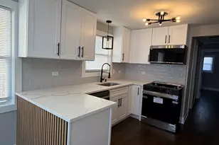 11647 S Aberdeen St, Chicago, IL 60643 - Photo 9