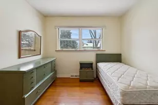 310 Harvard St, Des Plaines, IL 60016 - Photo 15