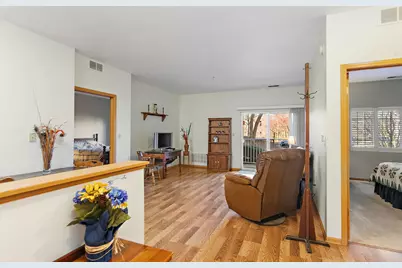 801 N McLean Boulevard #156, Elgin, IL 60123 - Photo 9