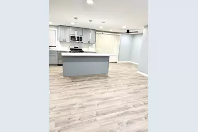 1310 Somerset Lane, Schaumburg, IL 60193 - Photo 9