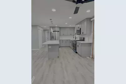 1310 Somerset Lane, Schaumburg, IL 60193 - Photo 17