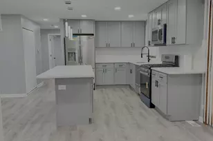 1310 Somerset Ln, Schaumburg, IL 60193 - Photo 17