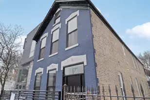 1731 W Potomac Ave, Chicago, IL 60622 - Photo 1