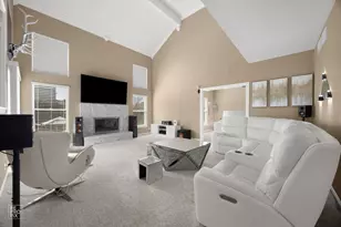 134 Timber Ct, Gilberts, IL 60136 - Photo 9