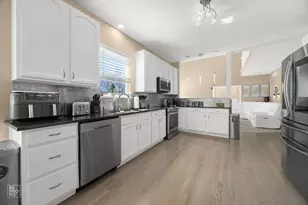 134 Timber Ct, Gilberts, IL 60136 - Photo 3