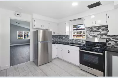 3410 Calwagner Street, Franklin Park, IL 60131 - Photo 5