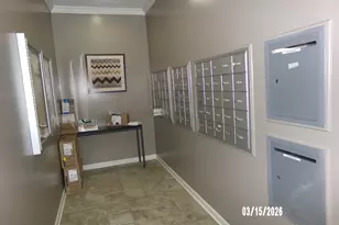 9440 S 51st Ave, Oak Lawn, IL 60453 - Photo 3