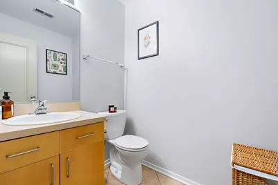 2210 W Wabansia Avenue #202, Chicago, IL 60647 - Photo 15