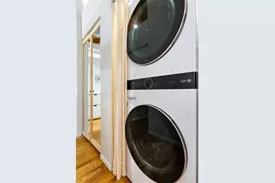 2210 W Wabansia Avenue #202, Chicago, IL 60647 - Photo 17