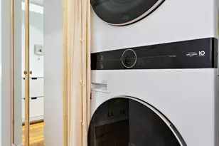 2210 W Wabansia Ave, Chicago, IL 60647 - Photo 17