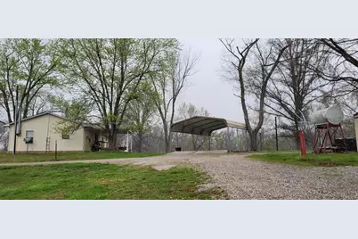 17860 N Woodlawn Lane, Chicago, IL 62898 - Photo 3