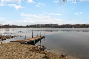 22566 W Lillian Pl, Antioch, IL 60002 - Photo 27