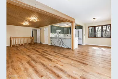 22566 W Lillian Place, Antioch, IL 60002 - Photo 5