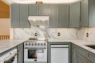 22566 W Lillian Pl, Antioch, IL 60002 - Photo 7