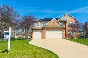 2717 Berman Rd, North Aurora, IL 60542 - Photo 1