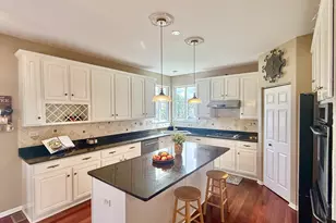 2717 Berman Rd, North Aurora, IL 60542 - Photo 9