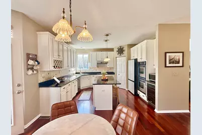 2717 Berman Road, North Aurora, IL 60542 - Photo 9