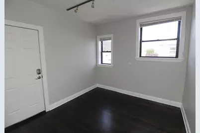 1542 W Waveland Avenue #3, Chicago, IL 60613 - Photo 9