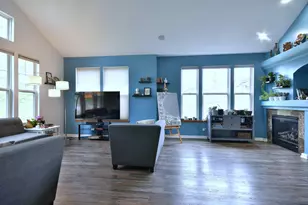 5600 Cloverdale Rd, Hanover Park, IL 60133 - Photo 5