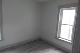 303 Stone St, Joliet, IL 60435 - Photo 7