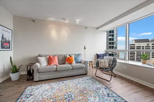 512 N McClurg Ct, Chicago, IL 60611 - Photo 7